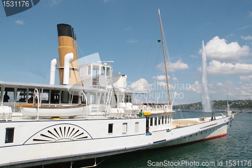 Image of paddle steamer lake geneva