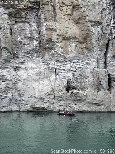 Image of rock formation at River Shennong Xi