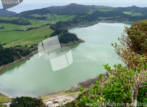 Image of lakeside scenery at the Azores