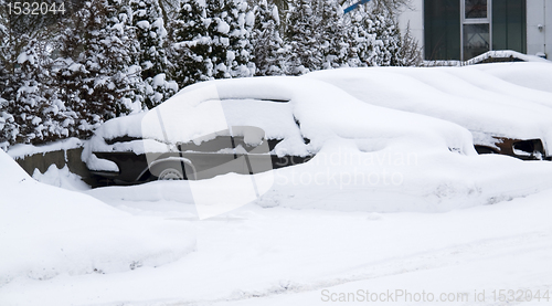 Image of snowbound cars