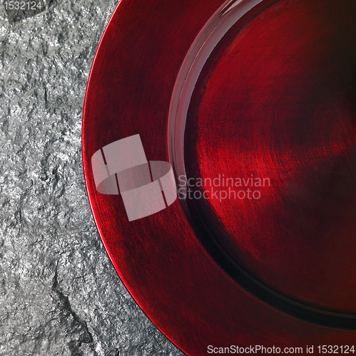 Image of red reflective plate