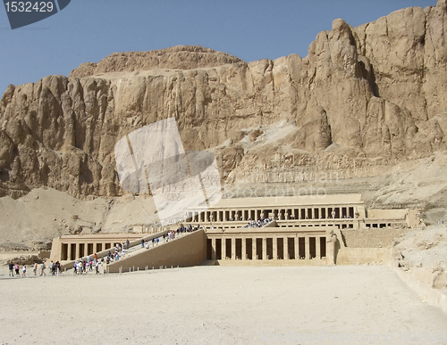 Image of Deir el-Bahri in sunny ambiance