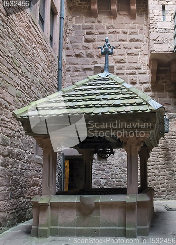 Image of Historic well in the Haut-Koenigsbourg Castle