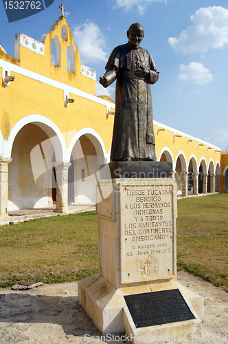 Image of Statue