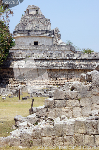 Image of Caracol and ruins