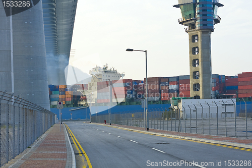 Image of highway to container harbour