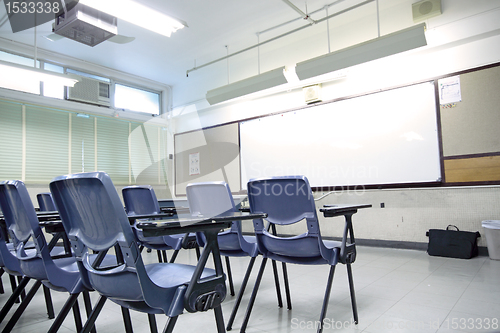 Image of empty classroom