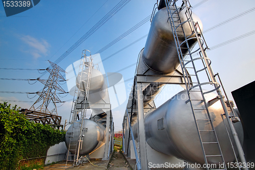 Image of gas container and power tower