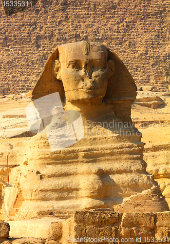 Image of egypt sphinx and pyramid in Giza