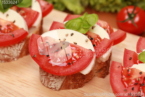 Image of Fingerfood with mozzarella