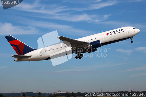 Image of Delta Air Lines Boeing 767-300(ER)