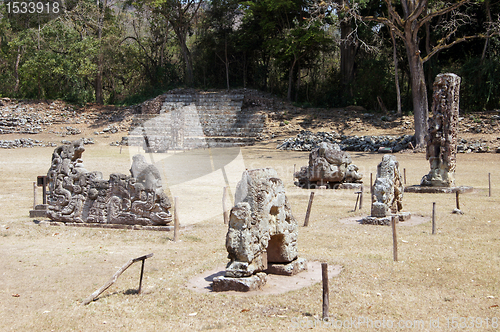 Image of Statues