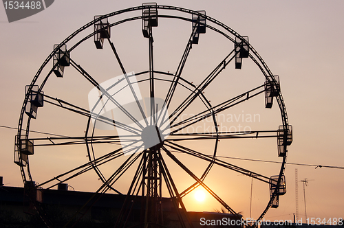 Image of Big wheel and sunset