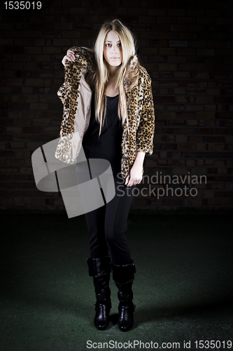 Image of young woman model