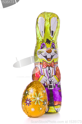 Image of easter bunny with egg
