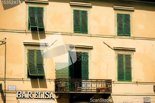 Image of Tuscan historic architecture