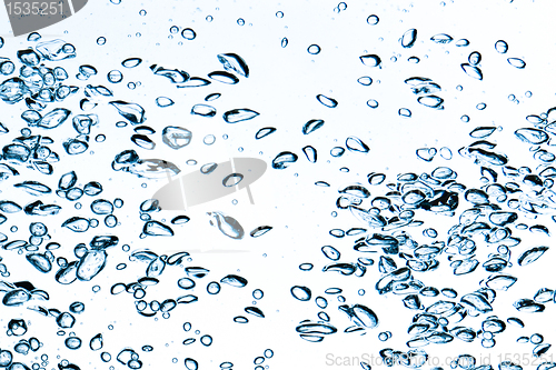 Image of bubbles in water