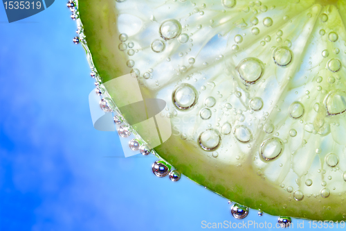 Image of lime in the water