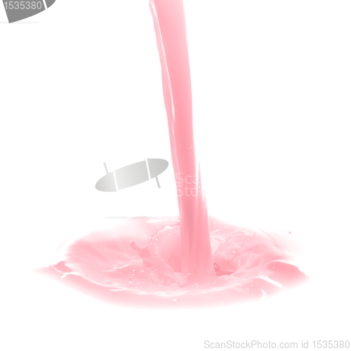 Image of strawberry milk splash