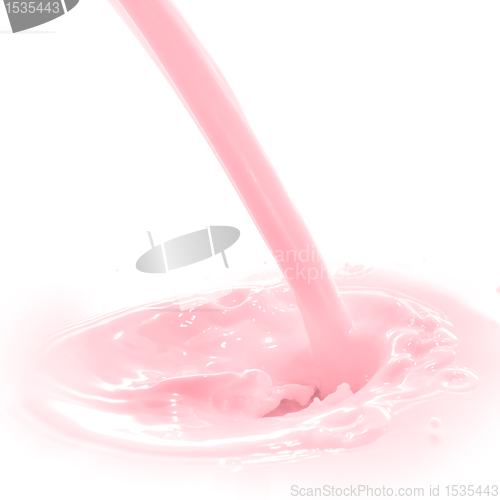 Image of strawberry milk splash