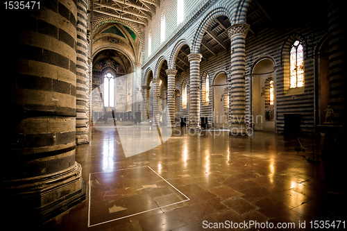 Image of italian church itnerior