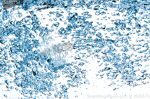 Image of bubbles in water