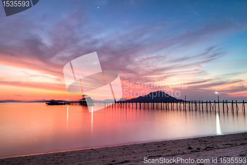 Image of sunset at Kanawa Island, Indonesia
