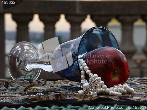 Image of Blue Goblet with apple and pearls