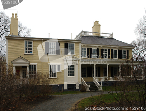 Image of the famous Longfellow House