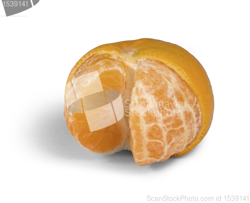 Image of opened mandarin orange