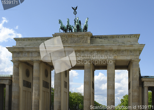 Image of Brandenburger Tor at summer time