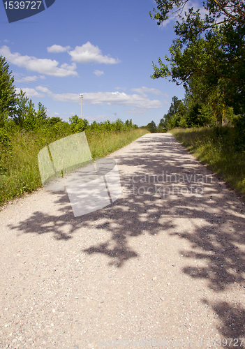 Image of Countryside road.