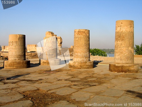 Image of Broken Egyptian columns