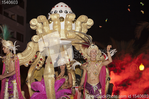 Image of LANZAROTE-JANUARY 5: Happy young costumed people during the cava