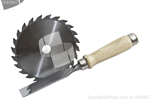 Image of circular saw and broach