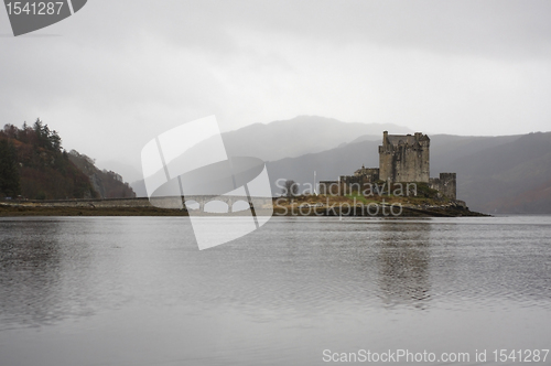 Image of idyllic castle in Scotland