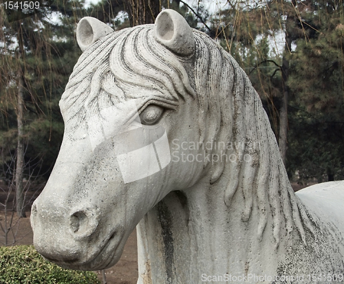 Image of Statue at the Spirit Way