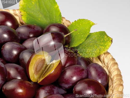 Image of plums