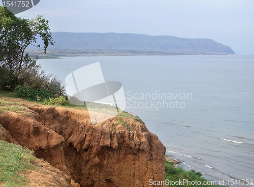 Image of waterside scenery around Lake Albert