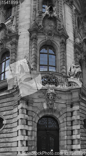 Image of decorative architectural detail in Munich