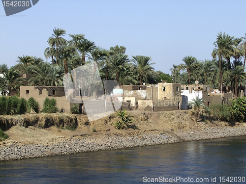 Image of houses at Nile coast
