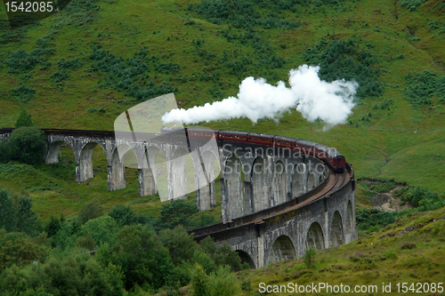 Image of Glenfinnan Viaduct with steamtrain