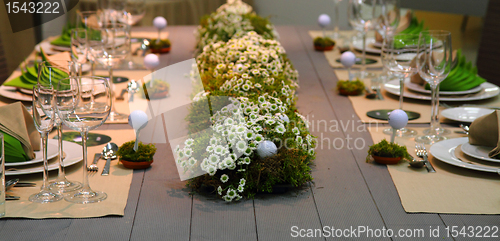 Image of wedding golf table