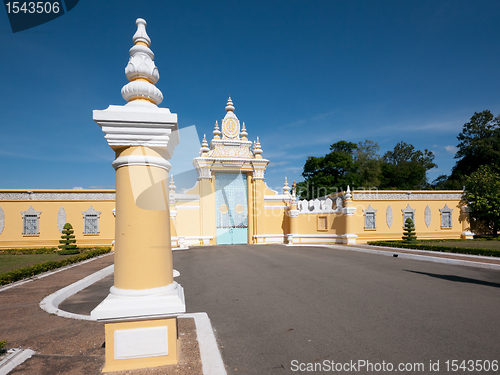 Image of Entrance to the Royal Palace in Phnom Penh