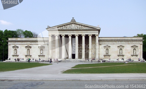 Image of Glyptothek in Munich at summer time