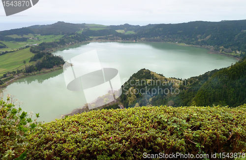 Image of lakeside scenery at the Azores