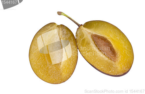 Image of halved sapful plum
