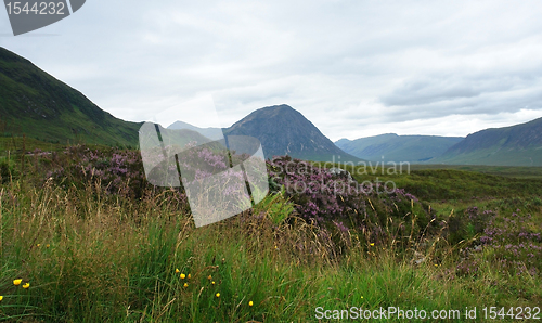 Image of Buachaille Etive Mor in cloudy ambiance