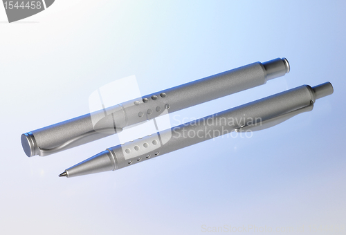 Image of ballpens