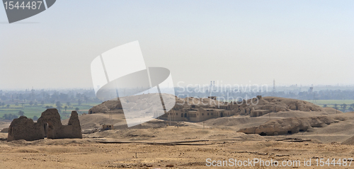 Image of scenery around the Mortuary Temple of Hatshepsut